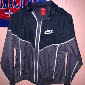 Nike Wind Breaker